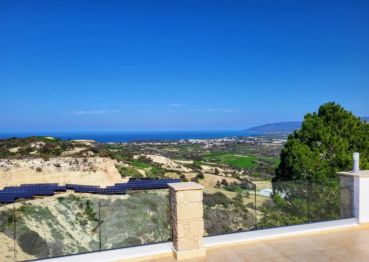 5-bedroom villa for sale