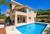 3-bedroom detached house for sale