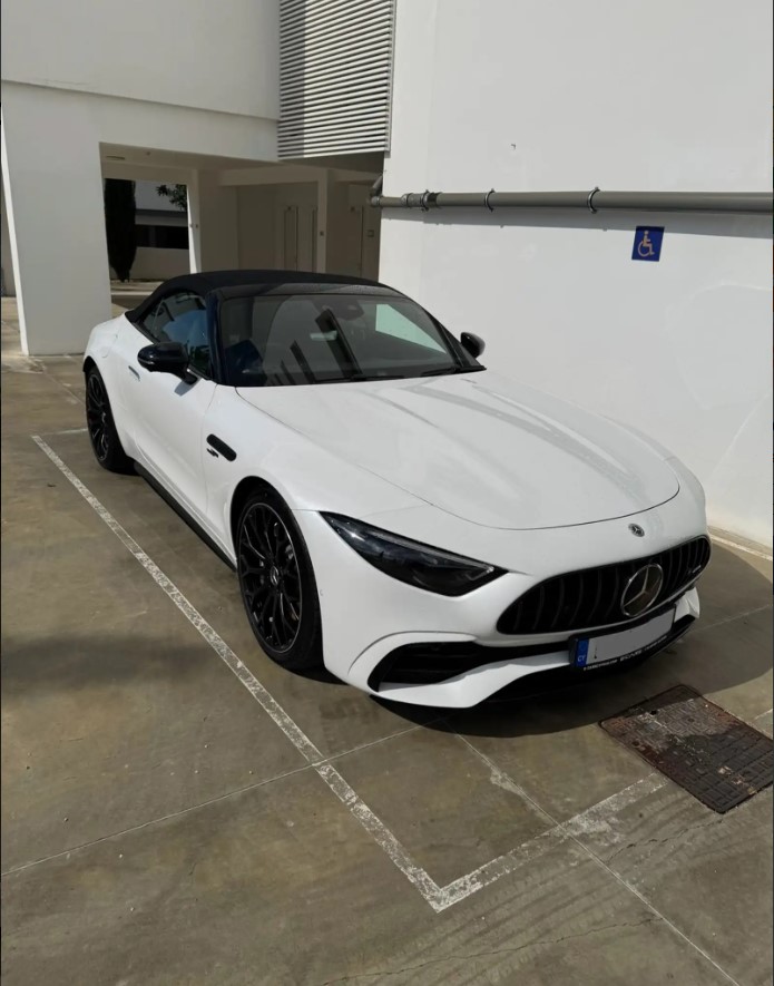 Mercedes-Benz SL-Class 2,0L 2022`