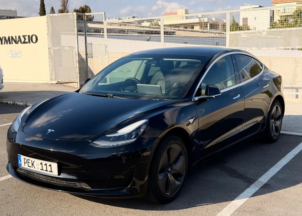 Tesla Model 3 Electric 2020