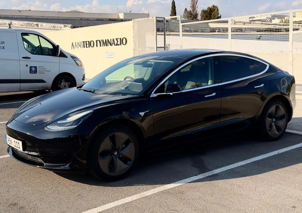 Tesla Model 3 Electric 2020