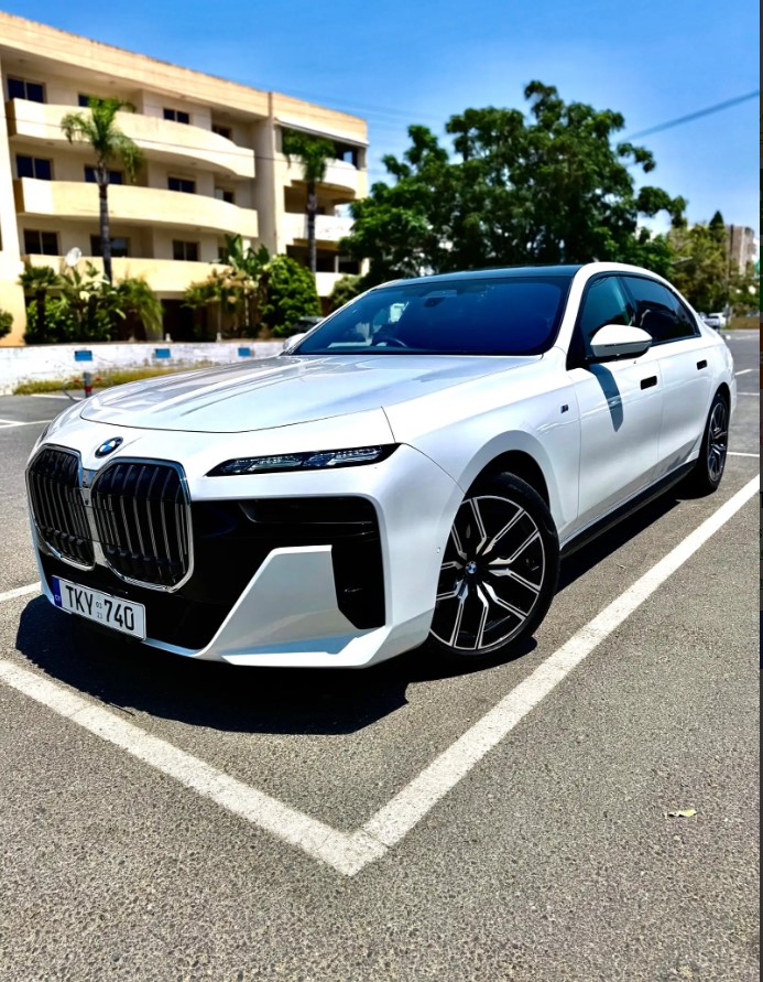 BMW 7-Series 3,0L 2023