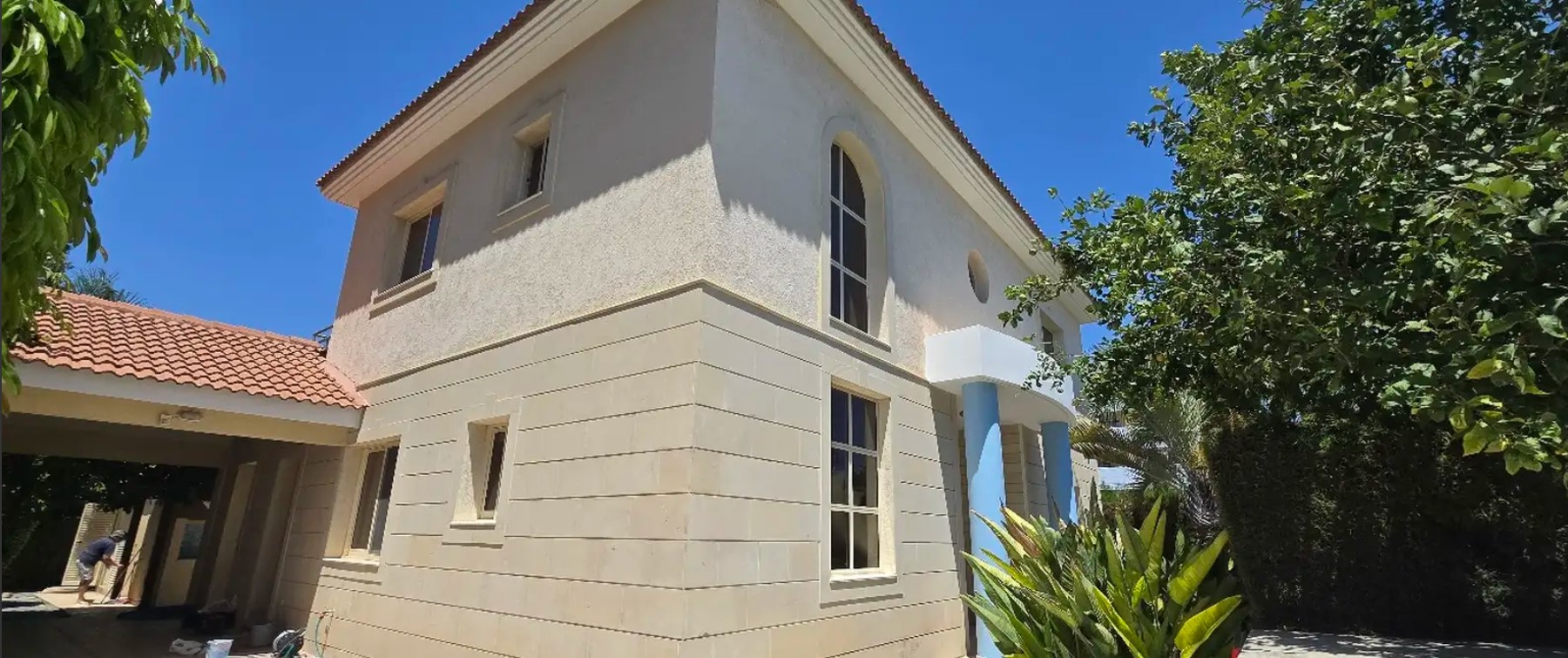 4-bedroom villa to rent