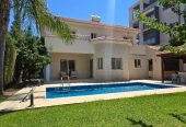 4-bedroom villa to rent