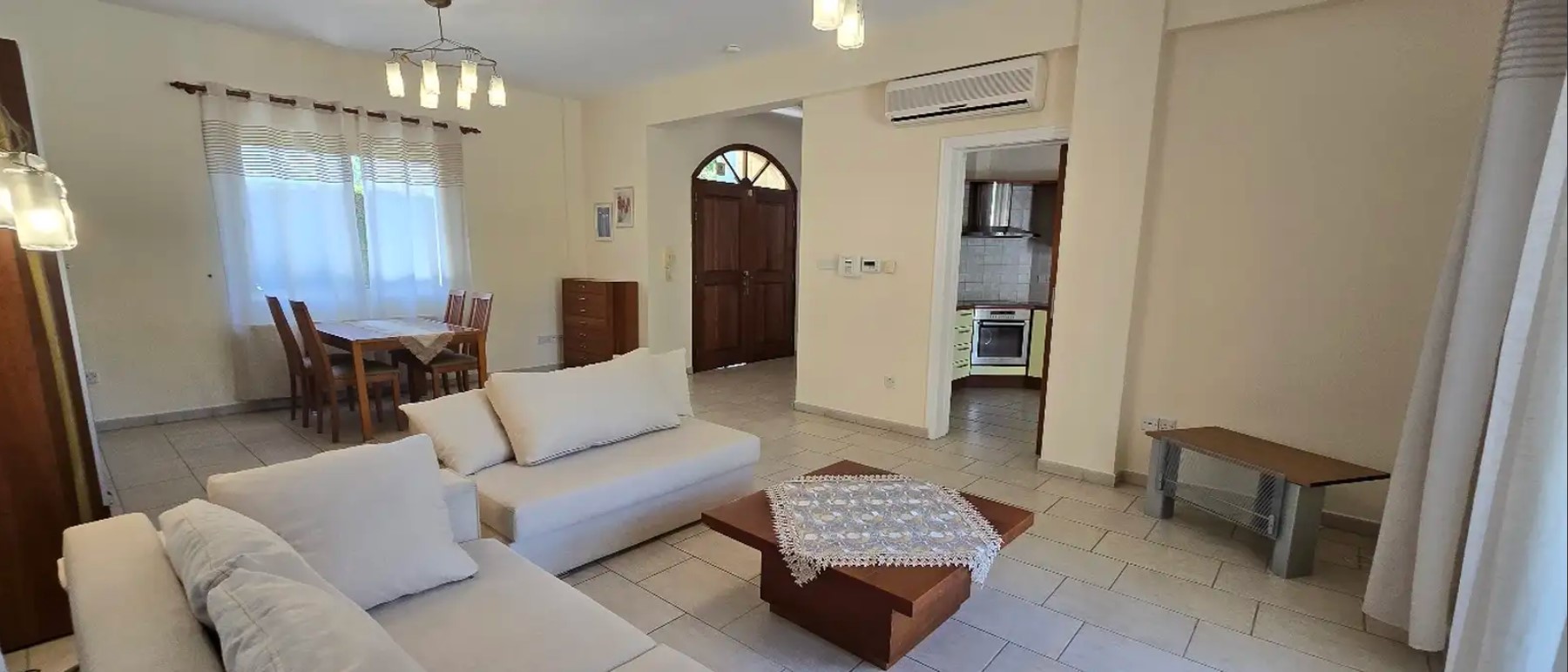 4-bedroom villa to rent