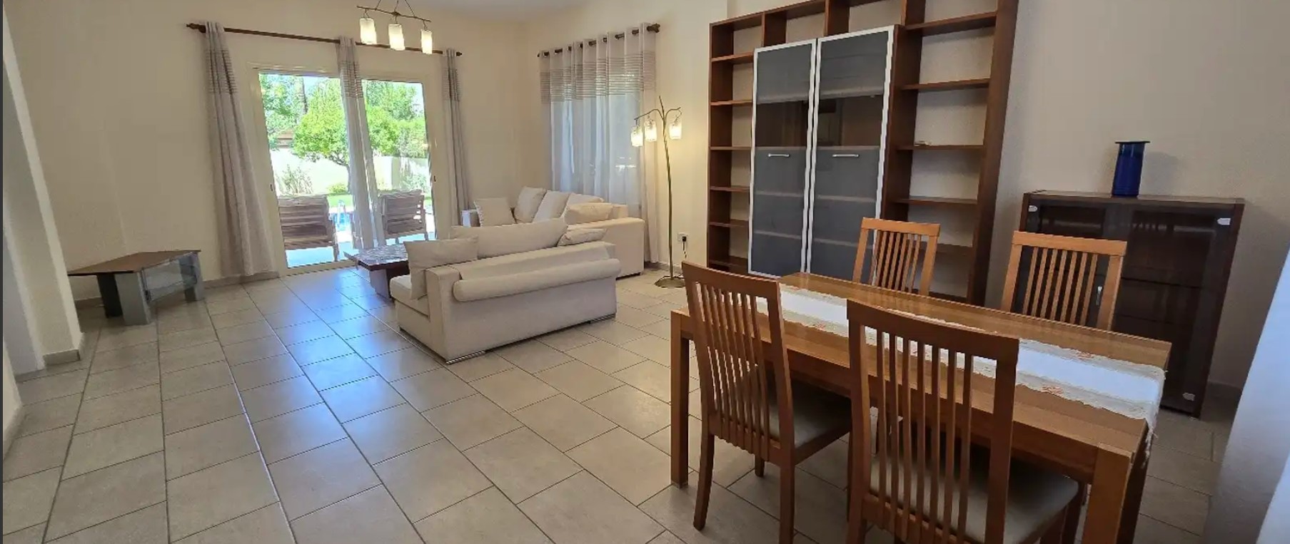 4-bedroom villa to rent
