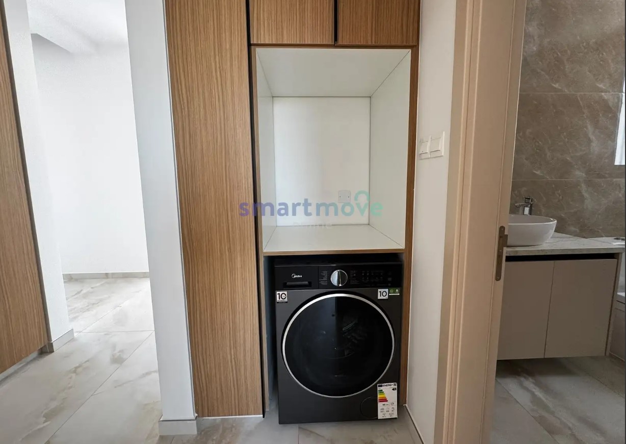 4-bedroom detached house to rent
