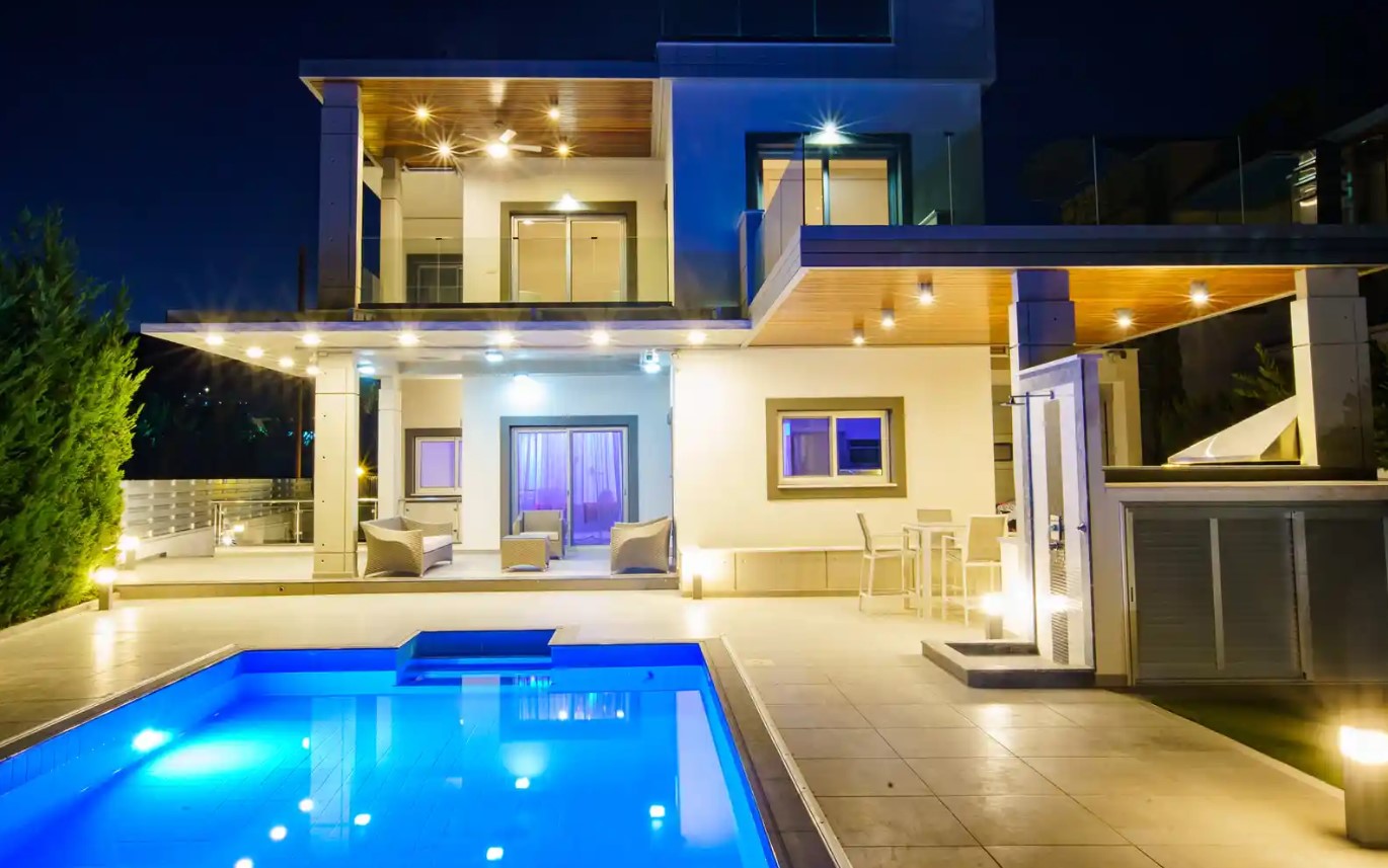 4-bedroom villa to rent