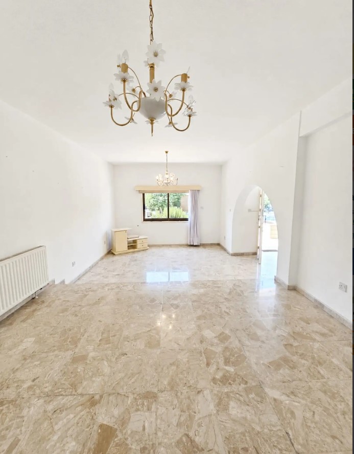 3-bedroom semi-detached to rent