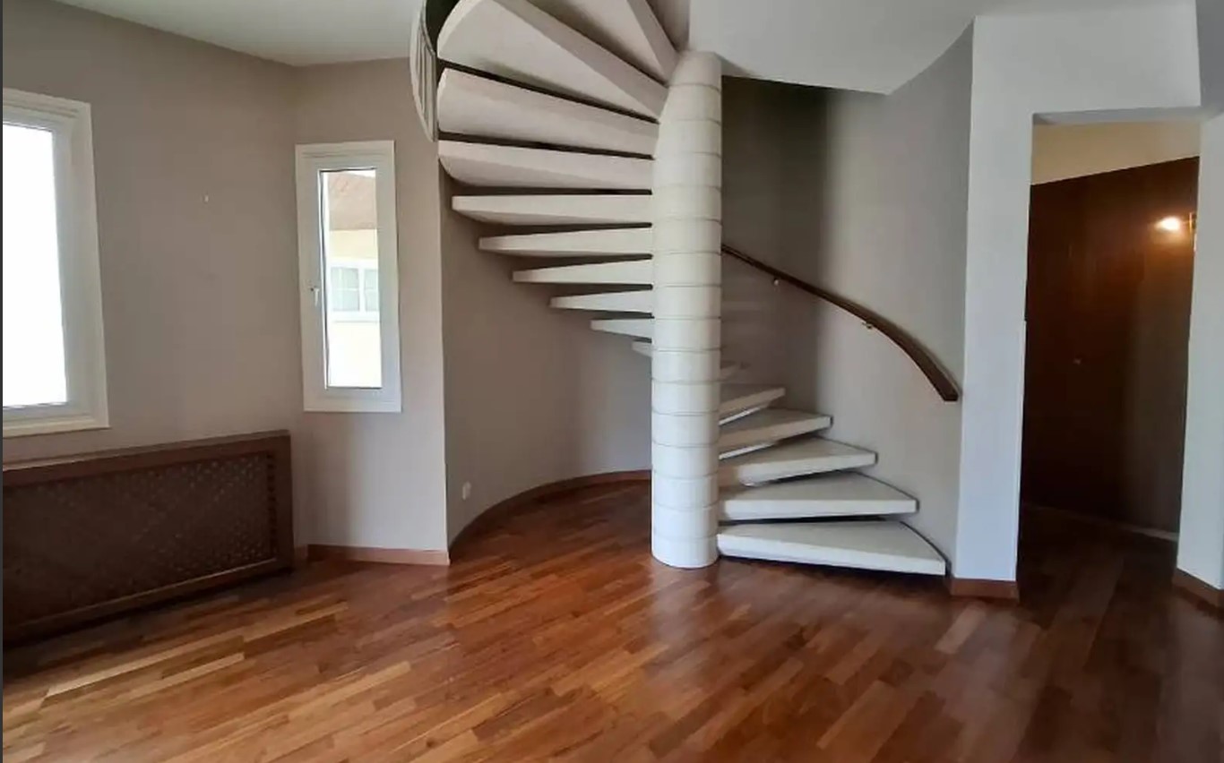 4-bedroom semi-detached for sale