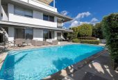 4-bedroom detached house for sale