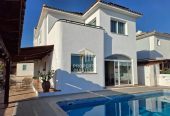 4-bedroom detached house to rent
