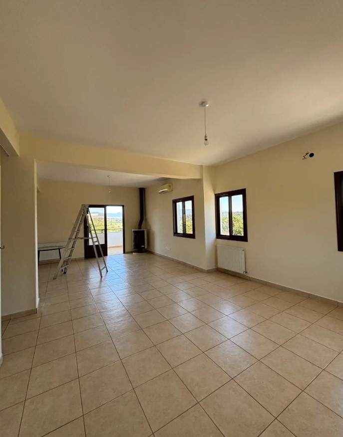 5-bedroom villa to rent
