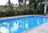 6-bedroom detached house to rent