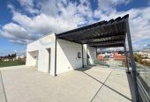 4-bedroom detached house for sale