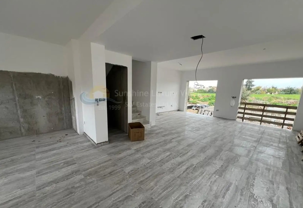 4-bedroom detached house for sale