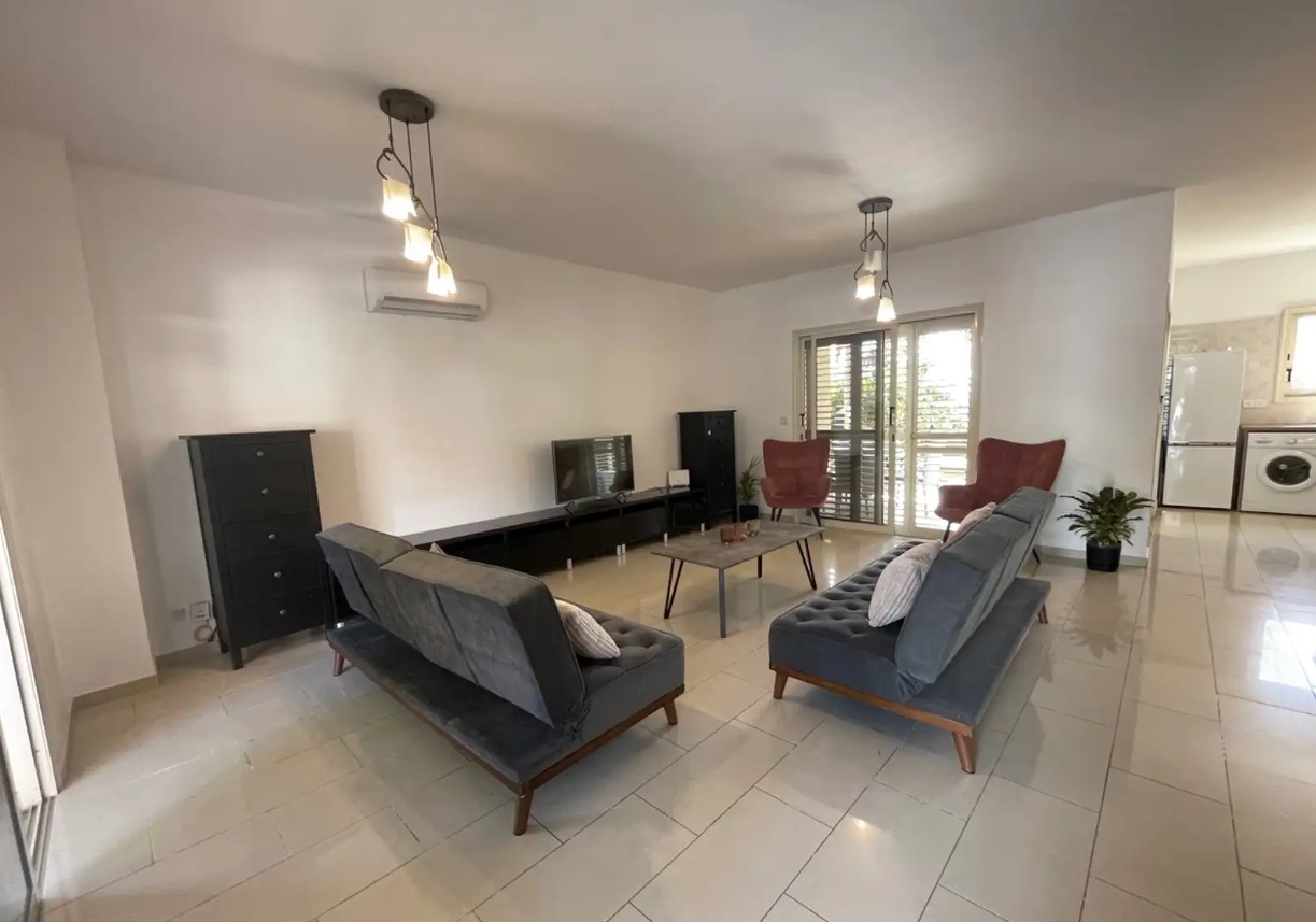 3-bedroom semi-detached to rent