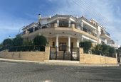 7-bedroom villa for sale