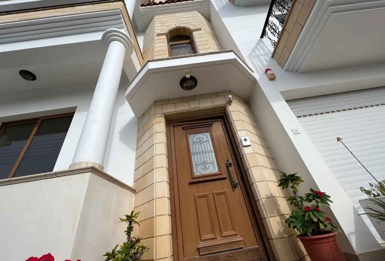 7-bedroom villa for sale
