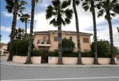 4-bedroom detached house to rent