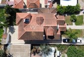 5-bedroom detached house for sale