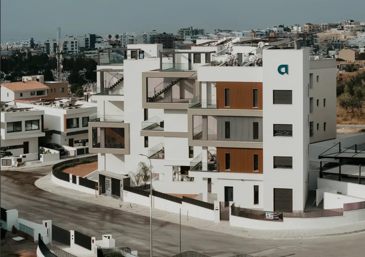 2-bedroom maisonette for sale