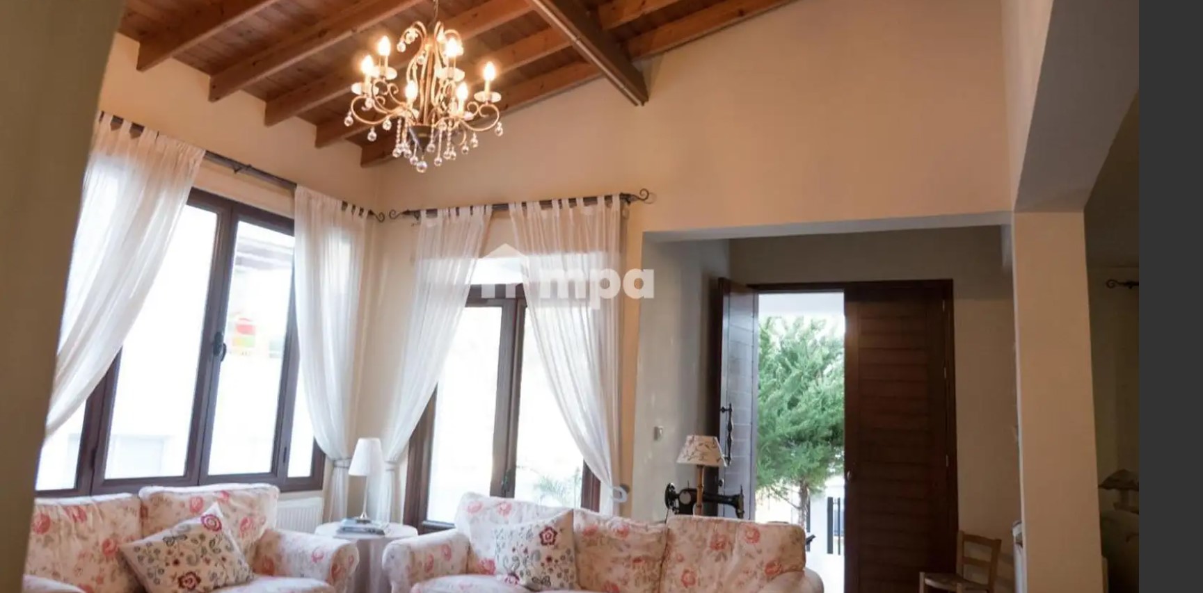 4-bedroom detached house to rent