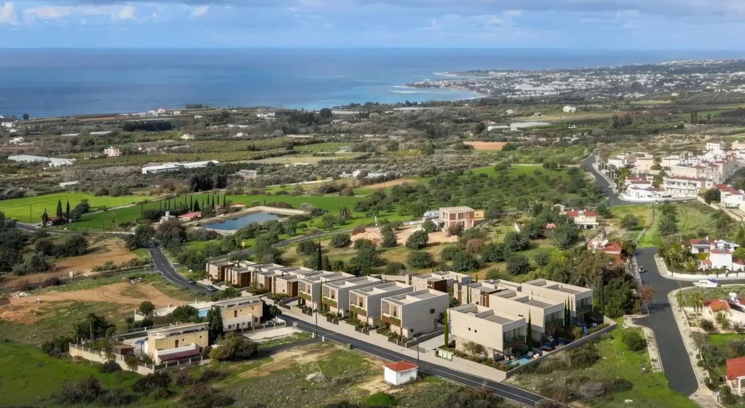 4-bedroom villa for sale